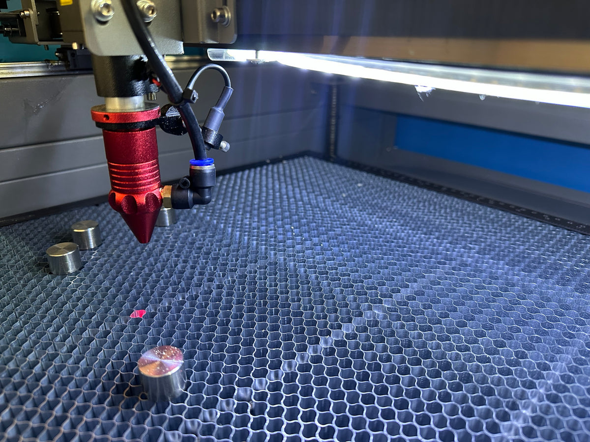 4-Achs-Laser in der Salibo-Werkstatt