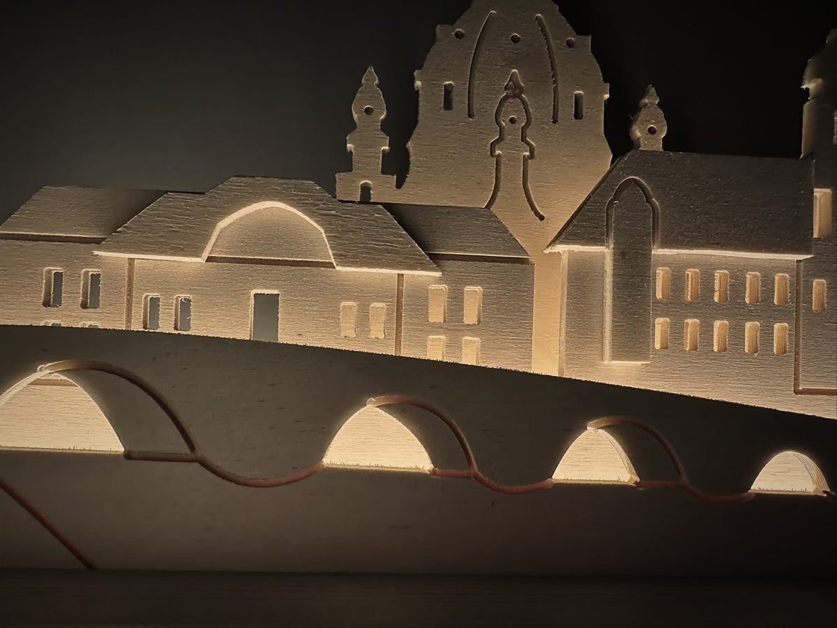 Dresdner Lichterbogen – Detail Frauenkirche und Brücke